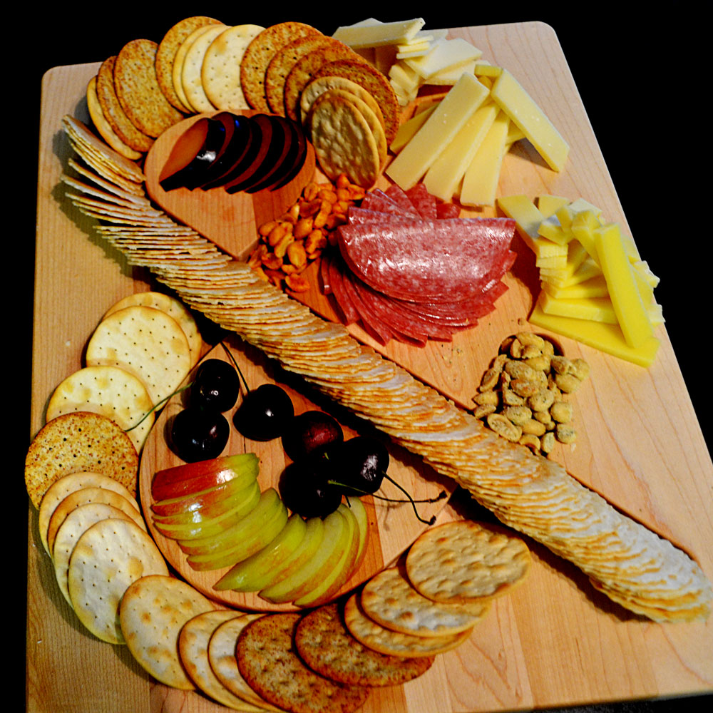 ampersand-cheese-board
