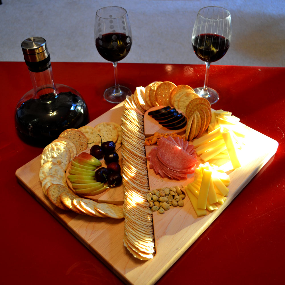 cute-cheese-board-and-wine