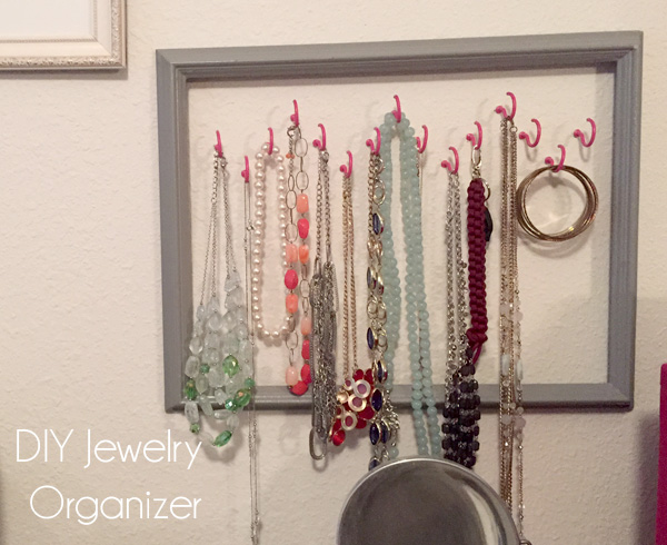 Jewelry Organizer: A weekend DIY