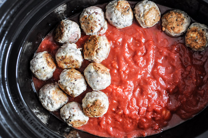 Crockpot Meatballs | Slow Cooker Recipes: Fix, Forget, Enjoy!