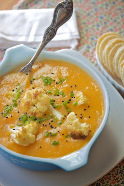 Sweet Potato Cauliflower Soup | Fresh Fall Recipes to Keep You Cozy