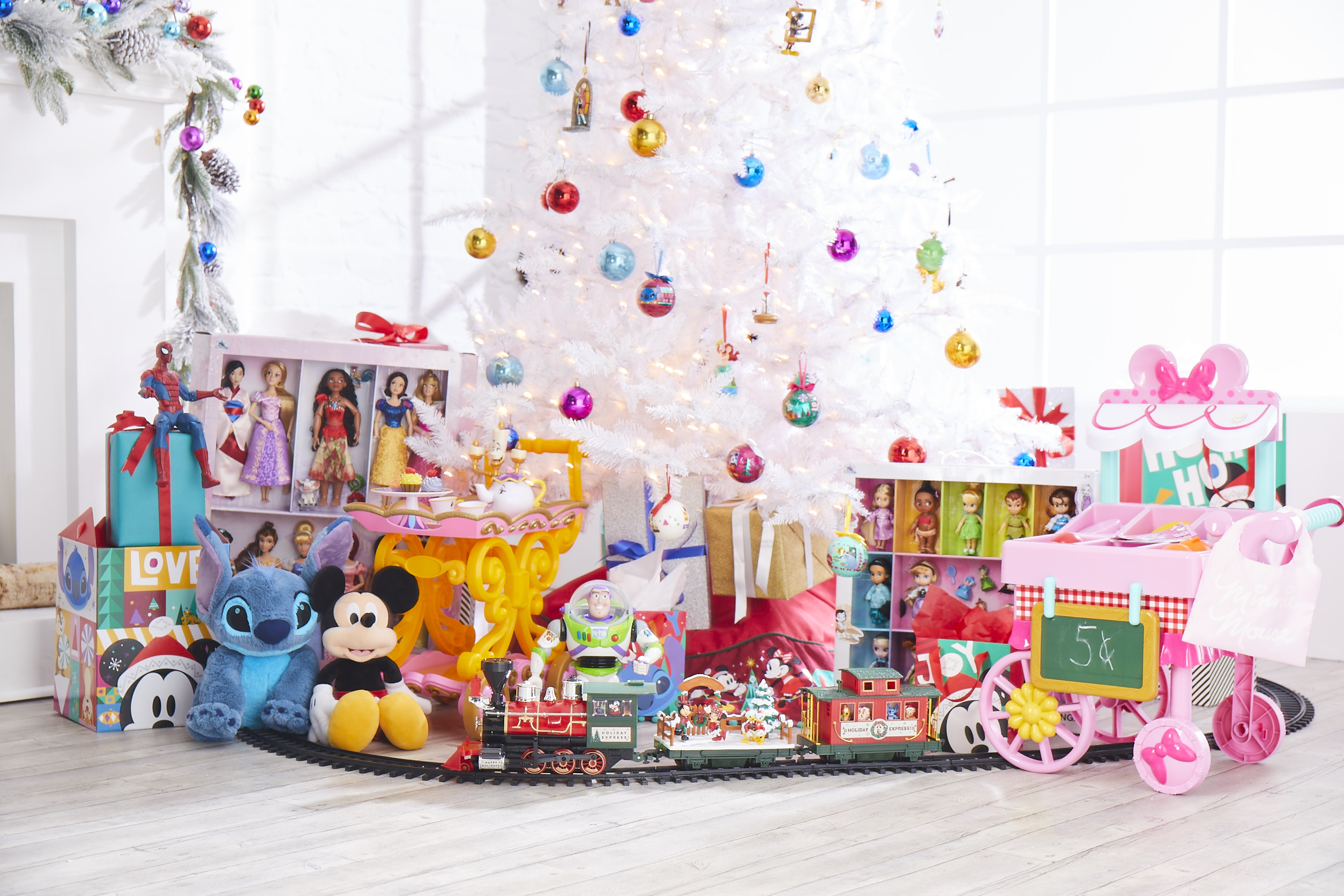 Gift-Guide under $50: shopDisney Friends & Family Sale under